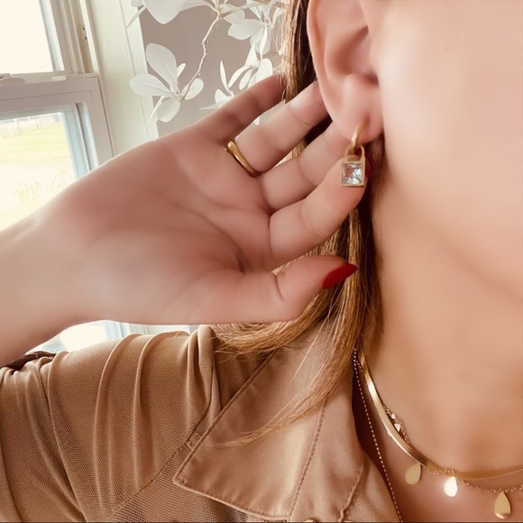 18K Gold Padlock Pink CZ Round Hinged Hoop Earrings - Picture 2 of 7